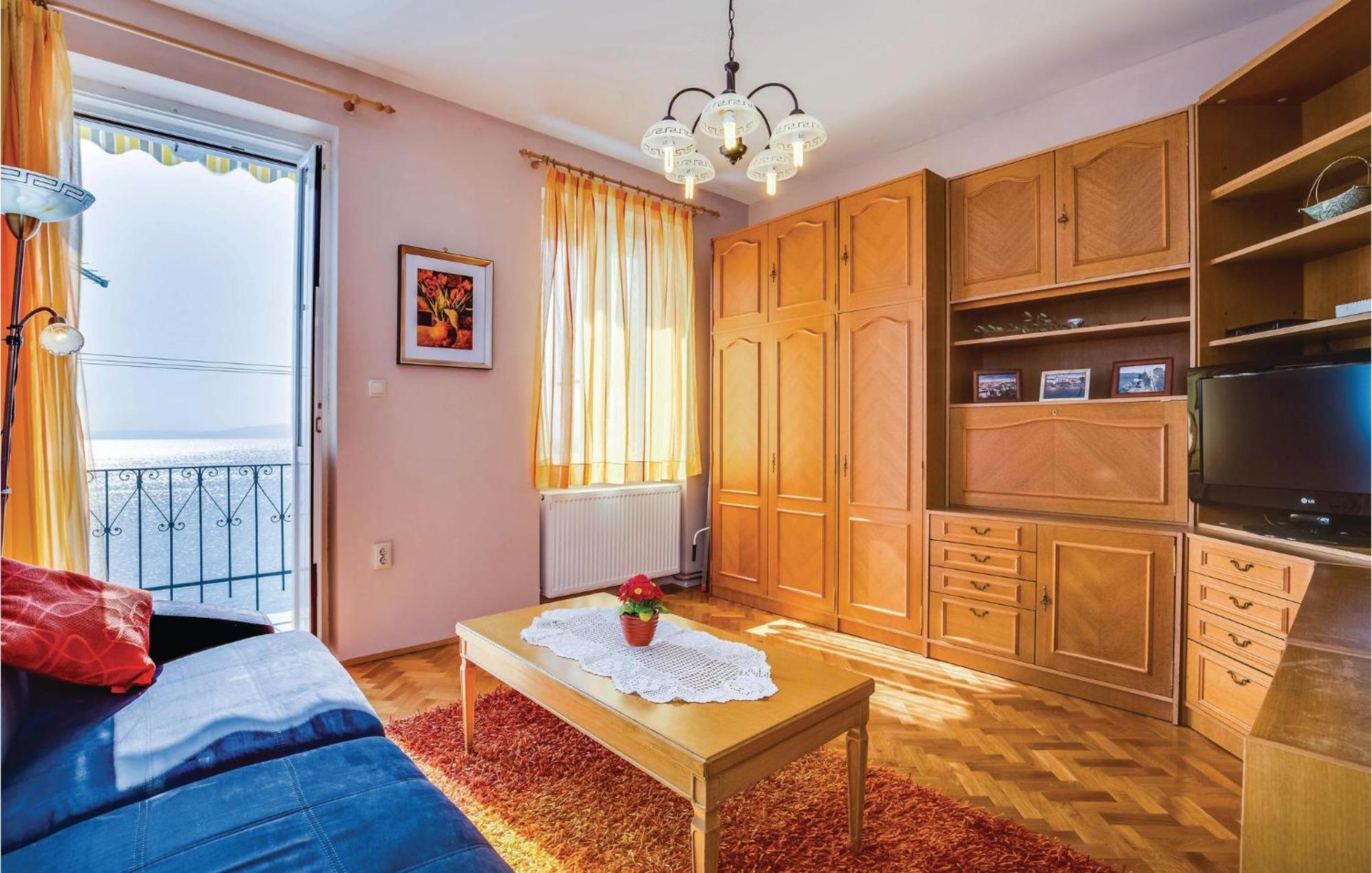 Gorgeous Apartment In Rijeka With Kitchen Екстер'єр фото